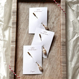 martisor, brosa, ac, auriu, realizat manual, handmade, pin, perla de cultura, artizanat, accesoriu, timeless