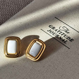 cercei inox, auriu, perle de cultura, cercei statement, cadou, bijuterii, realizat manual, cercei hipoalergenici, agata alba, vintage, pietre semipretioase