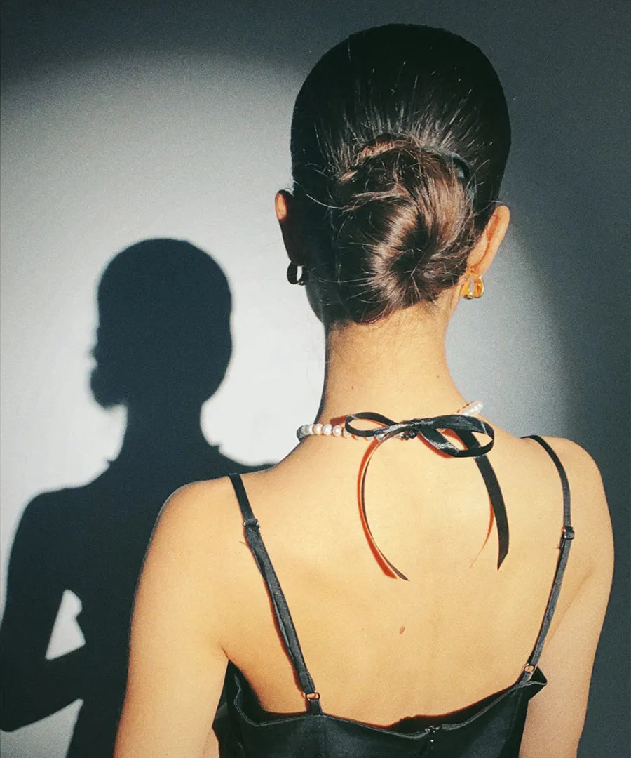 Colier, inox, hipoalergenic, cadou, handmade, realizat manual, bijuterii, perle de cultura, pietre semipretioase, hematite, funda, negru, festiv