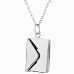 Colier, inox, hipoalergenic, cadou, handmade, realizat manual, bijuterii, perle de cultura, pietre semipretioase, initiala, personalizat, mesaj, cadou inedit, plic, argintiu, Colier, inox, hipoalergenic, cadou, handmade, realizat manual, bijuterii, perle de cultura, pietre semipretioase, initiala, personalizat, mesaj, cadou inedit, plic, gravura