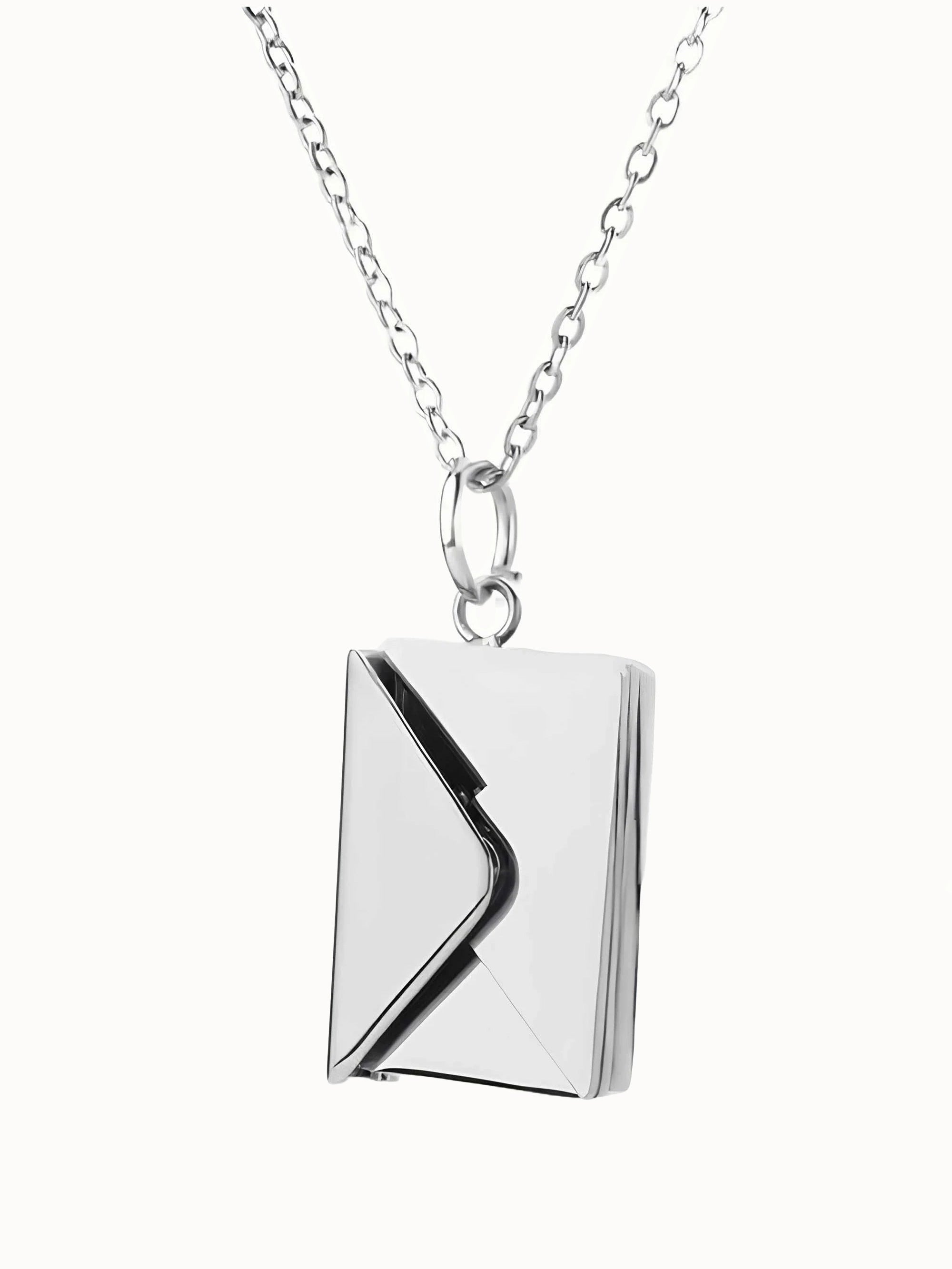 Colier, inox, hipoalergenic, cadou, handmade, realizat manual, bijuterii, perle de cultura, pietre semipretioase, initiala, personalizat, mesaj, cadou inedit, plic, argintiu, Colier, inox, hipoalergenic, cadou, handmade, realizat manual, bijuterii, perle de cultura, pietre semipretioase, initiala, personalizat, mesaj, cadou inedit, plic, gravura