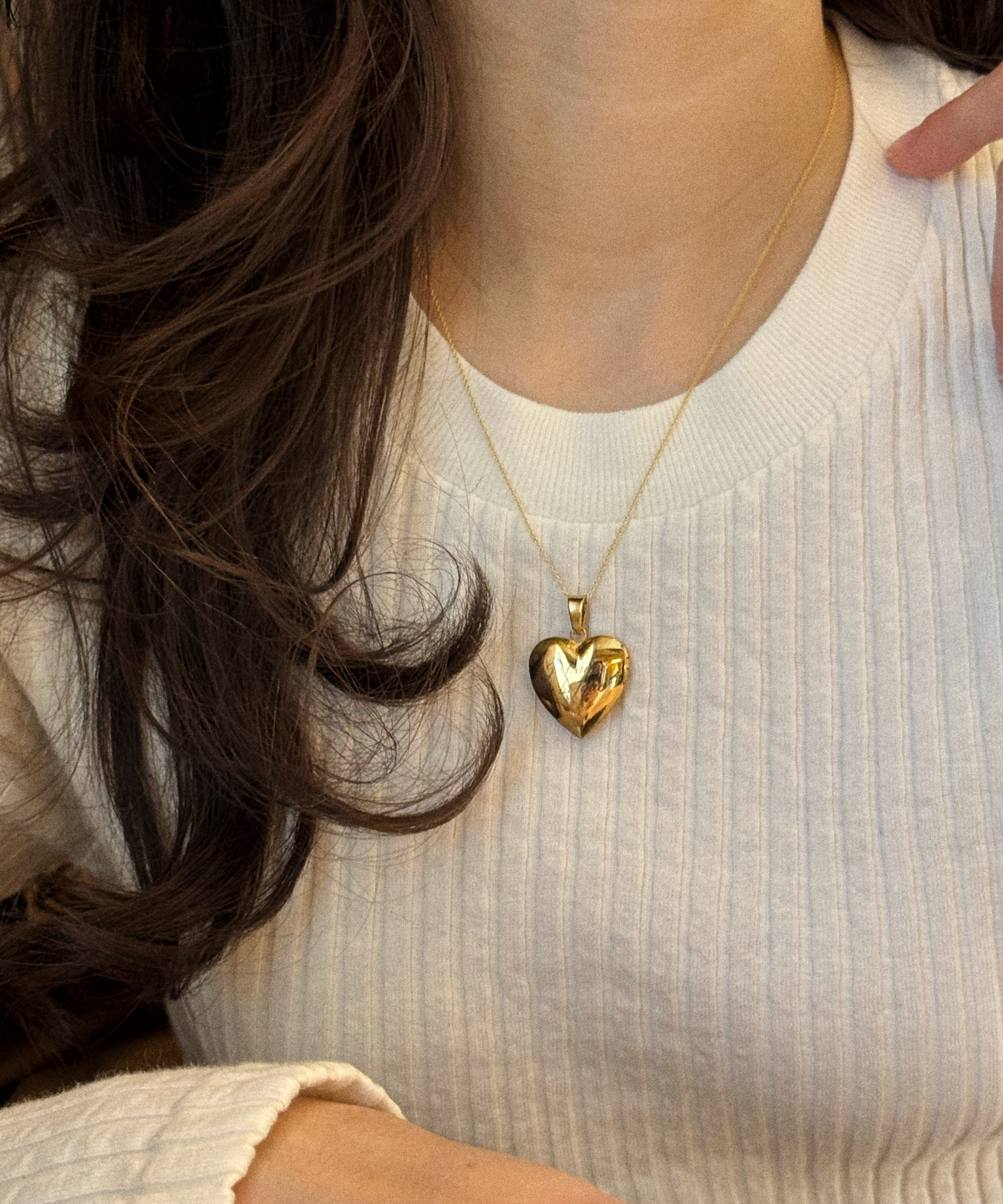 Colier, inox, hipoalergenic, cadou, handmade, realizat manual, bijuterii, perle de cultura, pietre semipretioase, initiala, personalizat, mesaj, cadou inedit, plic, placat cu aur, auriu, gravura